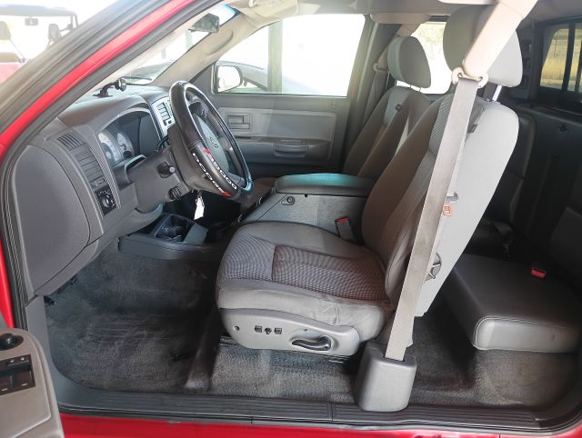 2007 DAKOTA SLT (19).jpg